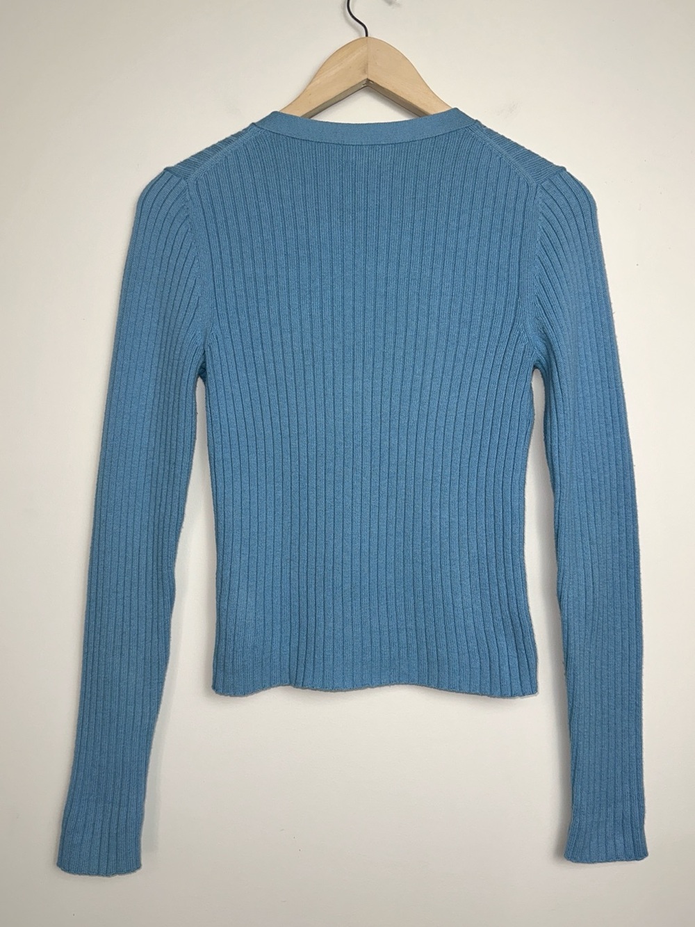 Wilfred x Aritzia Manila Fine Merino Wool Cotton Blend Cardigan in Steel Blue - Picture 3 of 13